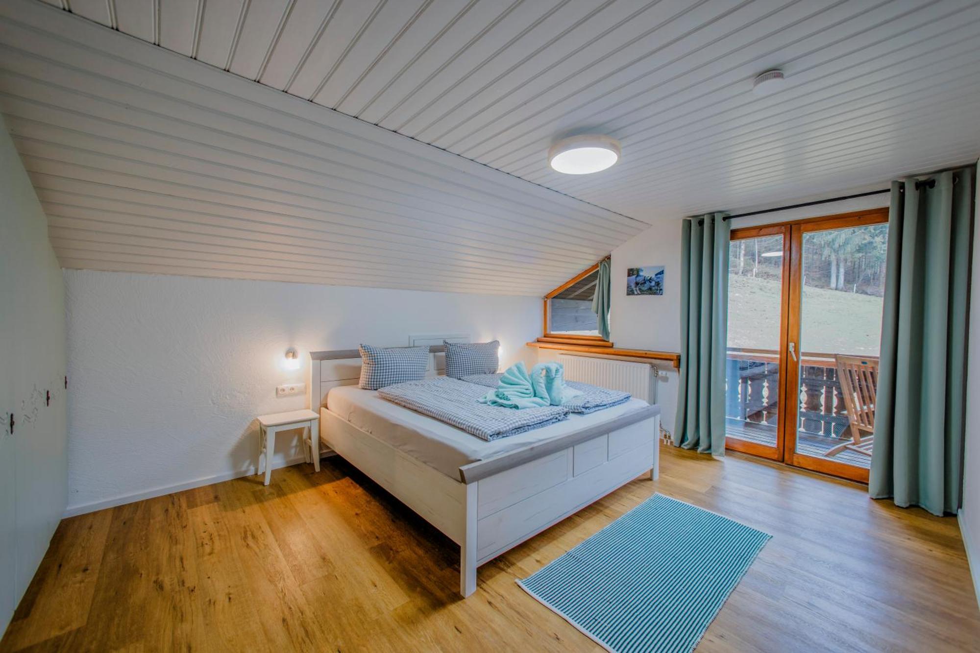 Am Berg Apartment *